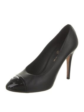 Chanel Black Leather Pointed Toe High Heel Pumps